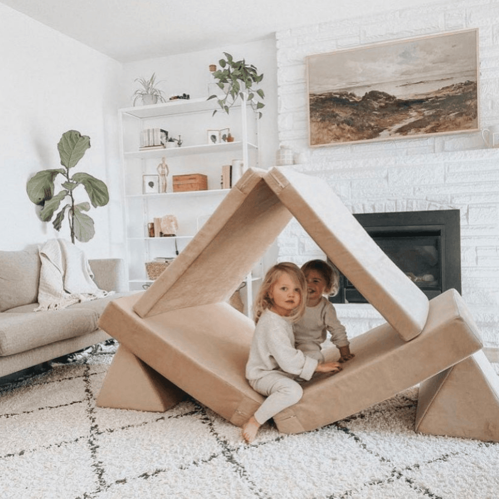 Cushy Couch - Cushy Couch