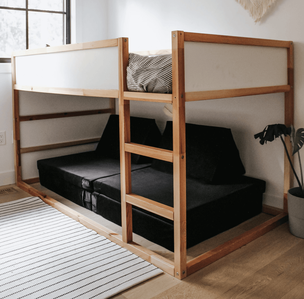 Cushy Couch - Cushy Couch