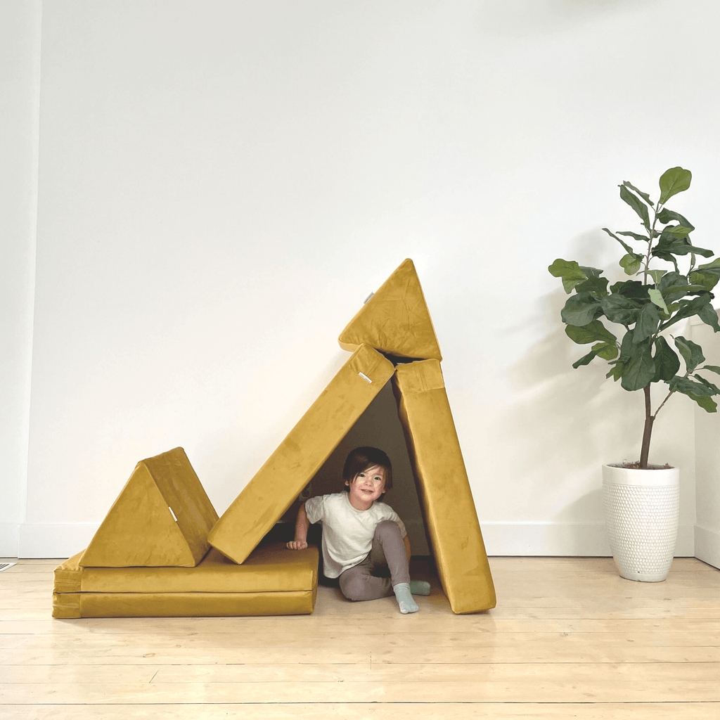 Cushy Couch - Cushy Couch